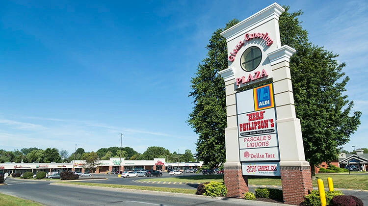 Glenn's Crossing Plaza Retail Space
