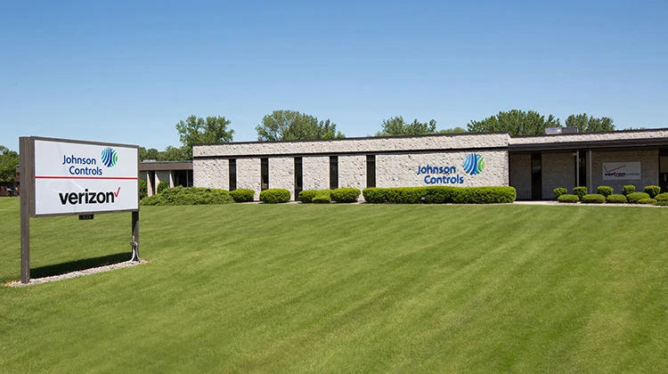 105 Twin Oaks Drive Property for Lease